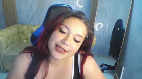 sofiaflame_a online show from September 2025 08:21:02 PM
