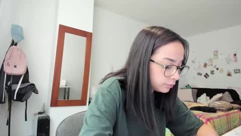 Sofia online show from January 2025 08:07:02 PM