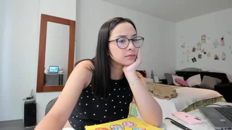 Sofia online show from February 2025 02:43:01 PM
