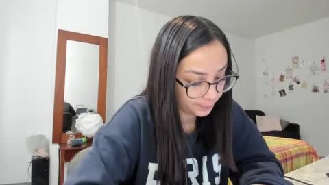 Sofia online show from March 2025 02:53:02 PM