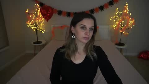 Snapshot of soficroft chatting on October 2025 05:19:02 AM Sofi online show from October 2025 05:19:02 AM