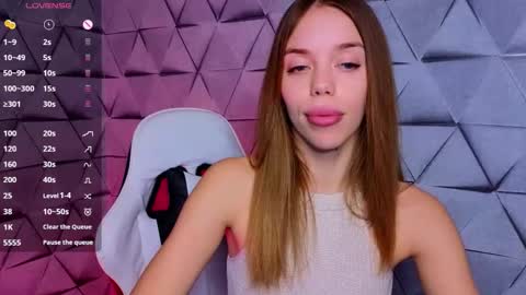 Snapshot of sofiesien chatting on December 2025 03:03:02 AM Sofie online show from December 2025 03:03:02 AM