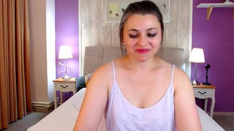 Snapshot of soft_lilly chatting on October 2025 06:48:01 AM Lilly online show from October 2025 06:48:01 AM