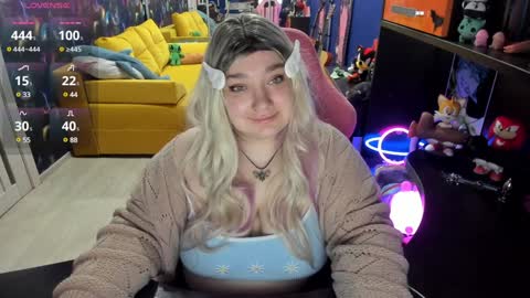 Sofie online show from December 2024 02:08:02 AM