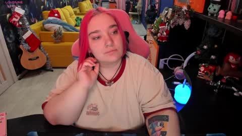 Sofie online show from December 2024 05:37:01 AM