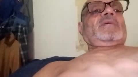 ELLIOTT online show from December 2025 06:37:02 PM