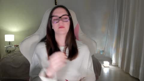 sonia_moon_ online show from January 2025 01:23:01 AM