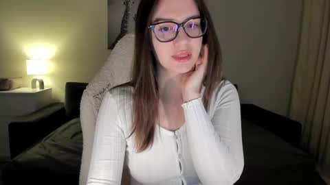 sonia_moon_ online show from March 2025 01:26:01 AM