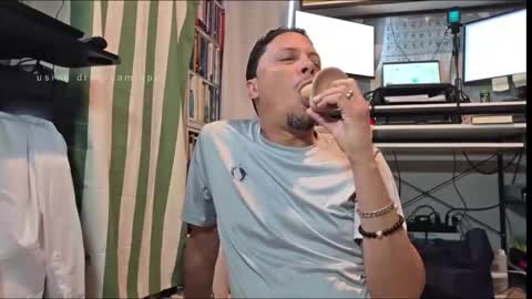 Snapshot of southernbones chatting on November 2025 05:45:03 PM SOUTHERNBONES online show from November 2025 05:45:03 PM