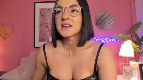 Aleja online show from January 2025 10:54:01 AM