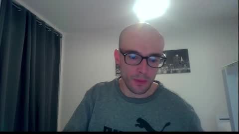 Snapshot of ssenzo chatting on December 2024 07:38:01 AM ssenzo online show from December 2024 07:38:01 AM