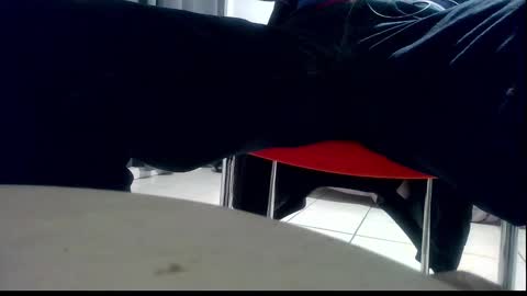 Snapshot of ssenzo chatting on December 2024 06:53:02 PM ssenzo online show from December 2024 06:53:02 PM