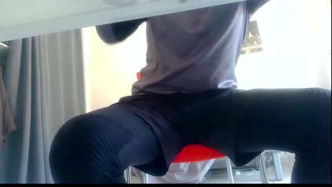 Snapshot of ssenzo chatting on February 2025 12:08:02 PM ssenzo online show from February 2025 12:08:02 PM