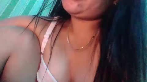 Snapshot of steffani_love chatting on October 2025 02:22:02 AM steffani_love online show from October 2025 02:22:02 AM