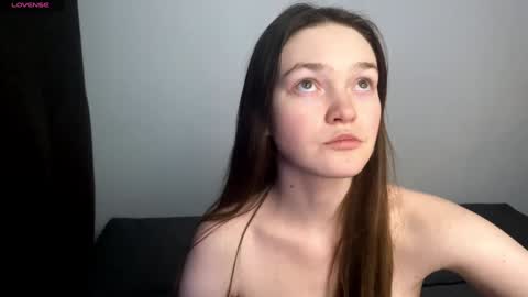 Snapshot of stellapayne chatting on January 2025 03:22:02 AM stellapayne online show from January 2025 03:22:02 AM