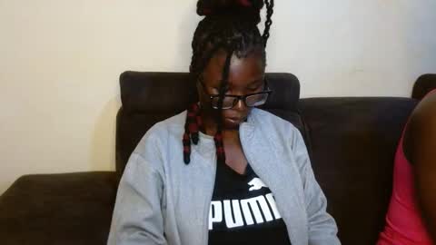 Snapshot of sticklavah chatting on October 2025 06:43:01 AM sticklavah online show from October 2025 06:43:01 AM