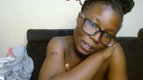 Snapshot of sticklavah chatting on November 2025 06:02:02 AM sticklavah online show from November 2025 06:02:02 AM