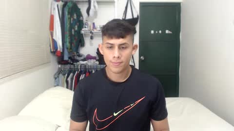 Snapshot of stivmike01 chatting on January 2025 12:36:02 AM Mike online show from January 2025 12:36:02 AM