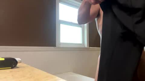 Snapshot of straightishd chatting on November 2025 01:23:01 PM Cowboy Zuhly online show from November 2025 01:23:01 PM