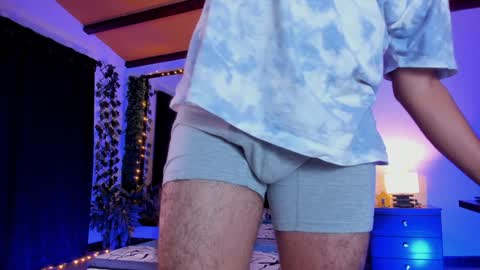 strosa_ online show from January 2025 02:47:02 AM