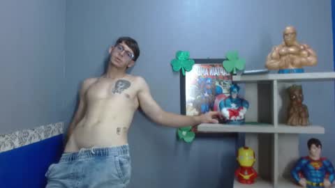 stuart_white online show from September 2025 08:08:02 PM