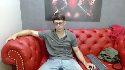 stuart_white online show from September 2025 02:40:02 PM