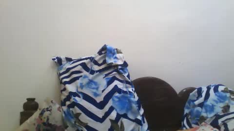 Indian Couple online show from December 2025 10:11:02 AM