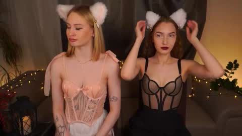 Snapshot of suannedoriean chatting on November 2025 02:54:01 AM Mure online show from November 2025 02:54:01 AM