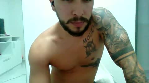 Snapshot of suetsemsay chatting on October 2025 10:54:02 PM suetsemsay online show from October 2025 10:54:02 PM