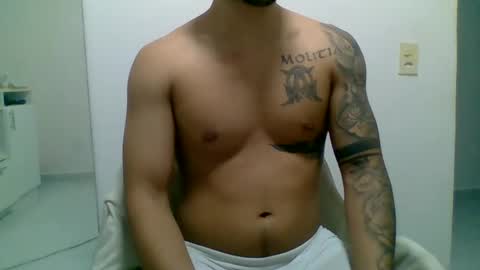 Snapshot of suetsemsay chatting on November 2025 01:49:02 AM suetsemsay online show from November 2025 01:49:02 AM