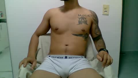 Snapshot of suetsemsay chatting on December 2025 01:10:01 AM suetsemsay online show from December 2025 01:10:01 AM