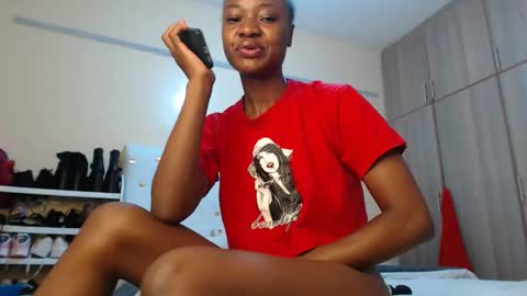 Snapshot of sugarlips_05 chatting on November 2025 06:45:01 AM sugar online show from November 2025 06:45:01 AM