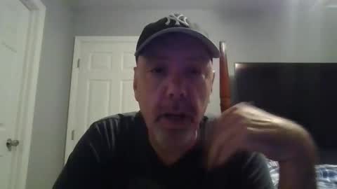 Snapshot of sullydog48 chatting on September 2025 12:37:01 PM Sully online show from September 2025 12:37:01 PM