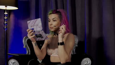 Snapshot of summer_quinn_ chatting on January 2025 06:09:02 AM Deea online show from January 2025 06:09:02 AM