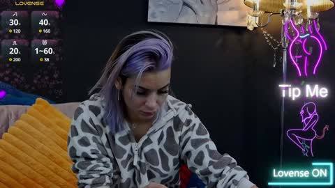 Snapshot of summer_quinn_ chatting on February 2025 06:22:02 AM Deea online show from February 2025 06:22:02 AM