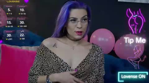 Snapshot of summer_quinn_ chatting on February 2025 06:28:01 AM Deea online show from February 2025 06:28:01 AM