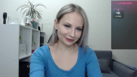 Naomi online show from February 2025 06:35:01 PM