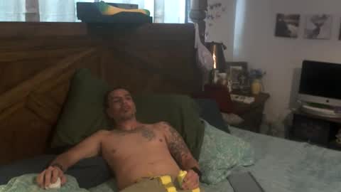 Snapshot of superd512 chatting on October 2025 03:46:01 PM Guero Cash online show from October 2025 03:46:01 PM