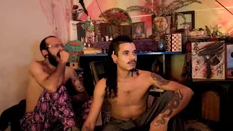 Snapshot of supu_tamadre chatting on December 2025 08:54:01 AM Lned online show from December 2025 08:54:01 AM