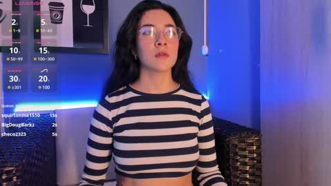 Susann online show from December 2024 10:33:02 PM