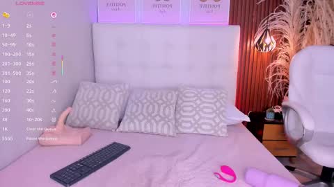 Snapshot of susie_thomsonn chatting on December 2025 01:33:02 AM susie online show from December 2025 01:33:02 AM