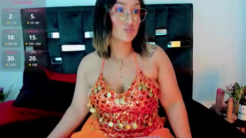 Snapshot of sussysunny_ chatting on October 2025 05:25:01 PM Sussy Sunny online show from October 2025 05:25:01 PM