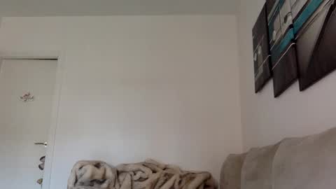 Snapshot of swee788485 chatting on November 2025 09:42:02 AM ALBA online show from November 2025 09:42:02 AM