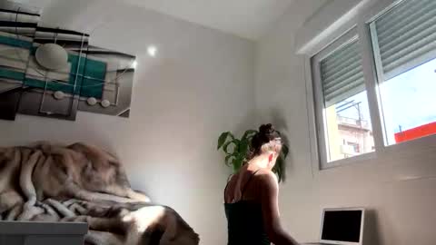 Snapshot of swee788485 chatting on November 2025 11:02:02 AM ALBA online show from November 2025 11:02:02 AM