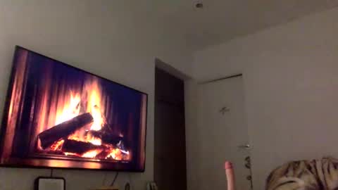 Snapshot of swee788485 chatting on December 2025 07:19:02 PM ALBA online show from December 2025 07:19:02 PM