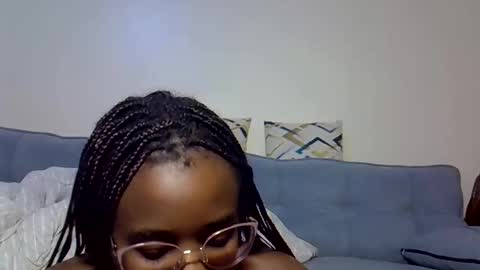 Snapshot of sweet__pixiee chatting on December 2025 02:47:01 PM pixiee online show from December 2025 02:47:01 PM