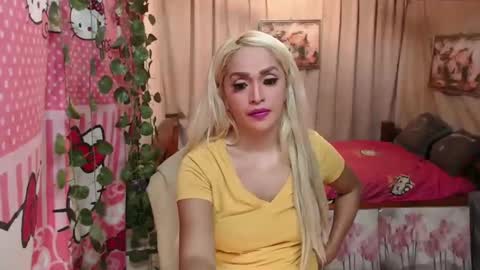 sweet_hunterxx online show from March 2025 12:11:01 AM