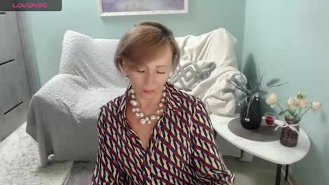 Helen online show from September 2025 05:18:01 AM