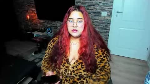 Snapshot of sweet_moommy chatting on November 2025 01:17:02 AM sweet_moommy online show from November 2025 01:17:02 AM