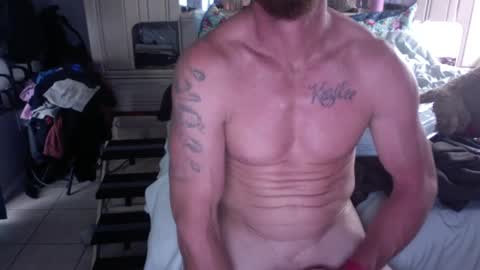 Snapshot of sweetnsexy95 chatting on December 2024 09:28:01 PM WeAim2PZzz online show from December 2024 09:28:01 PM